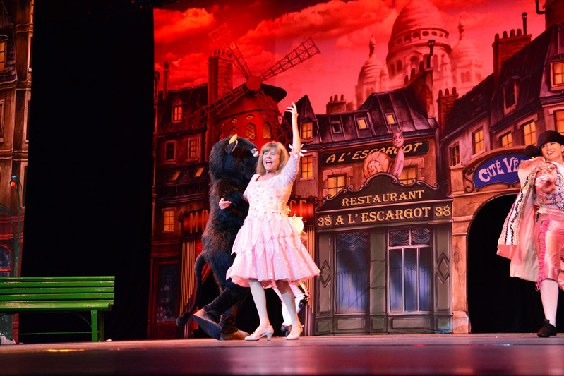 Chantal Goya at Casino Du Liban